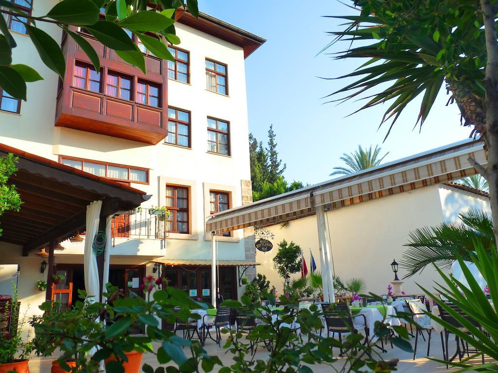 Reutlingen Hof 3*